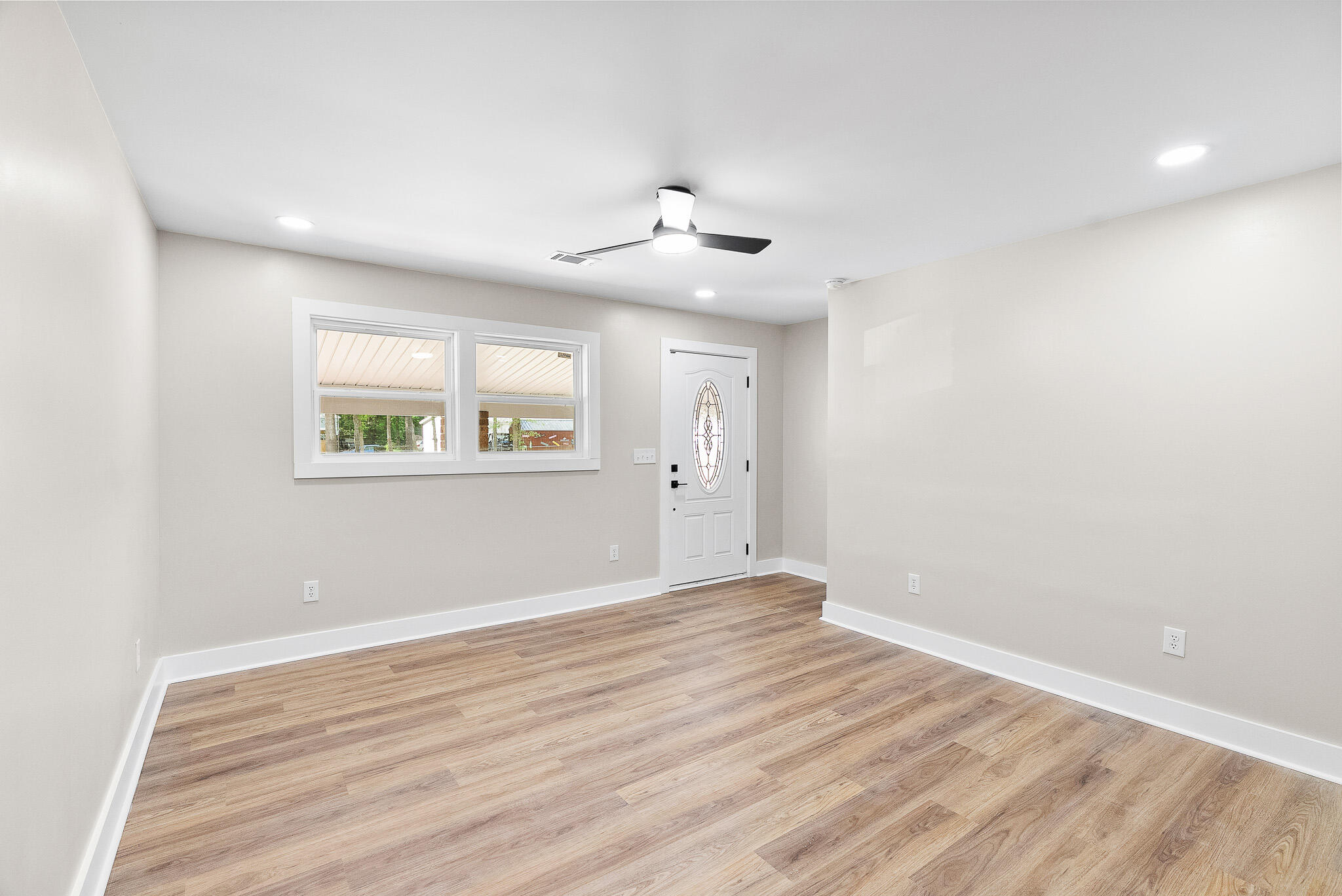 838 Ranch Hill Lane St. Stephen, SC 29479 - Photo 3 of 31 7S309274