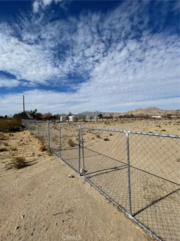 $85,000 | 31160 Sherwood Street, Lucerne Valley, CA 92356