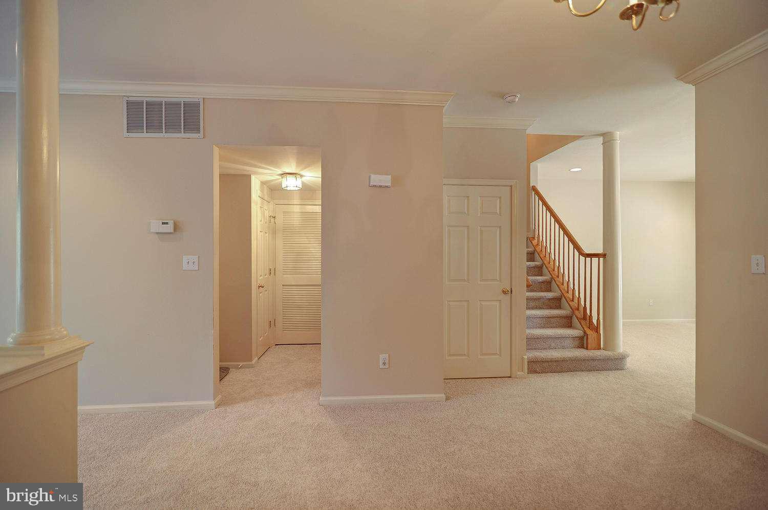 77 Windsor Pond Road Princeton Junction, NJ 08550 - Photo 6 of 24 Gallery Image 6
