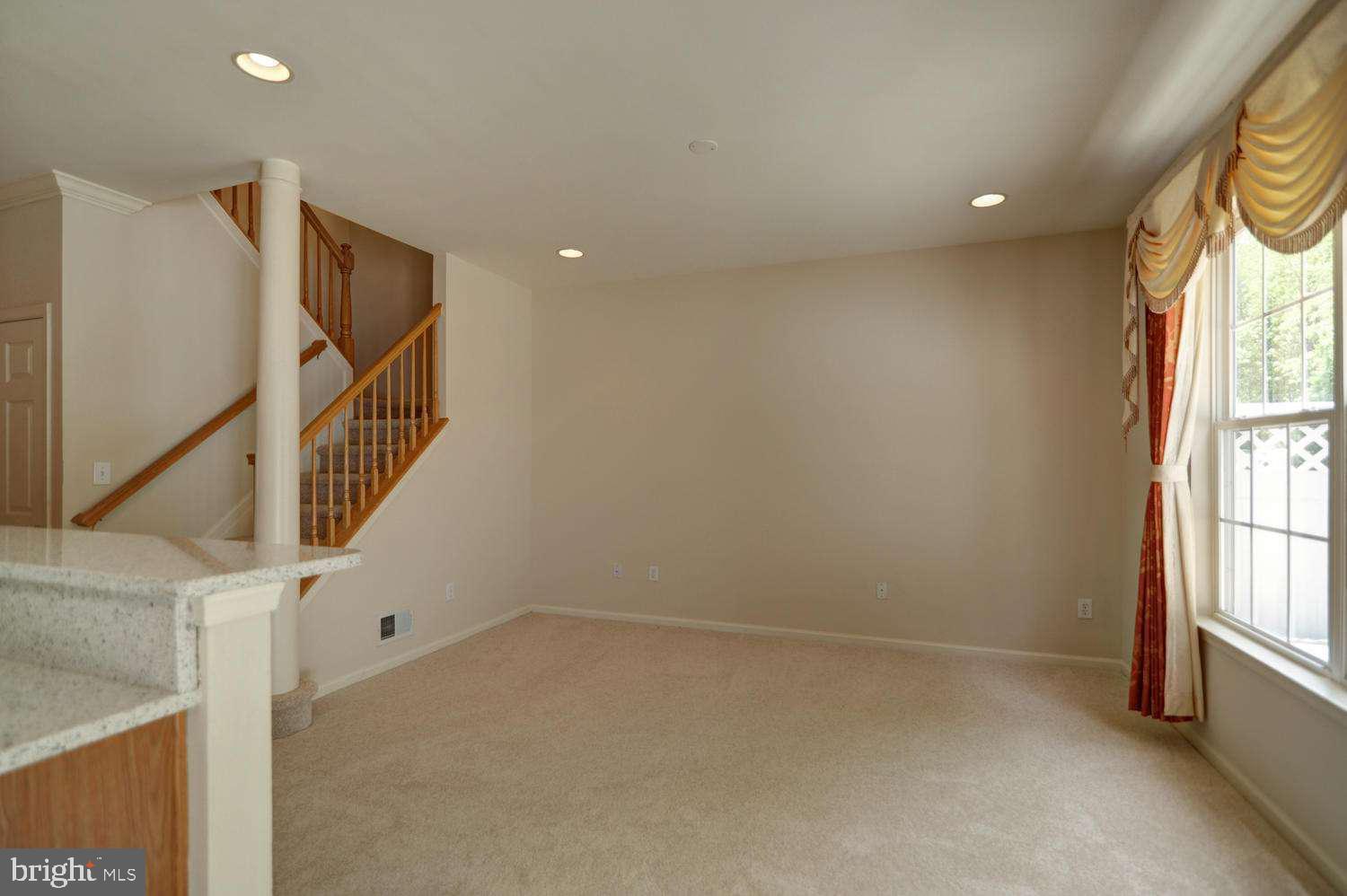 77 Windsor Pond Road Princeton Junction, NJ 08550 - Photo 7 of 24 Gallery Image 7