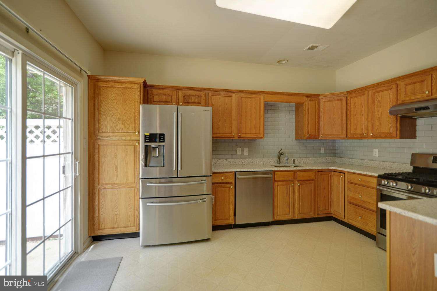 77 Windsor Pond Road Princeton Junction, NJ 08550 - Photo 9 of 24 Gallery Image 9