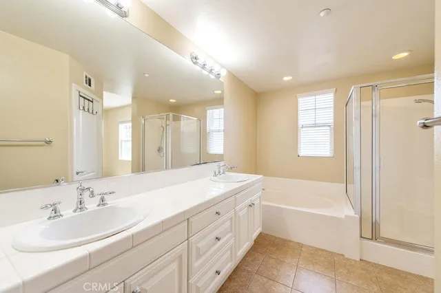 $928,800 | 32 Clifford Lane, Ladera Ranch, CA 92694