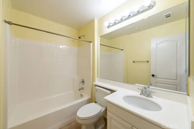 $928,800 | 32 Clifford Lane, Ladera Ranch, CA 92694