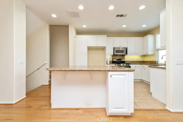 $928,800 | 32 Clifford Lane, Ladera Ranch, CA 92694