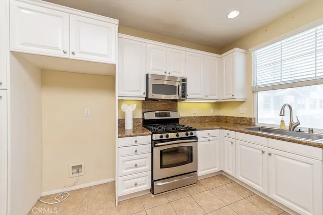 $928,800 | 32 Clifford Lane, Ladera Ranch, CA 92694