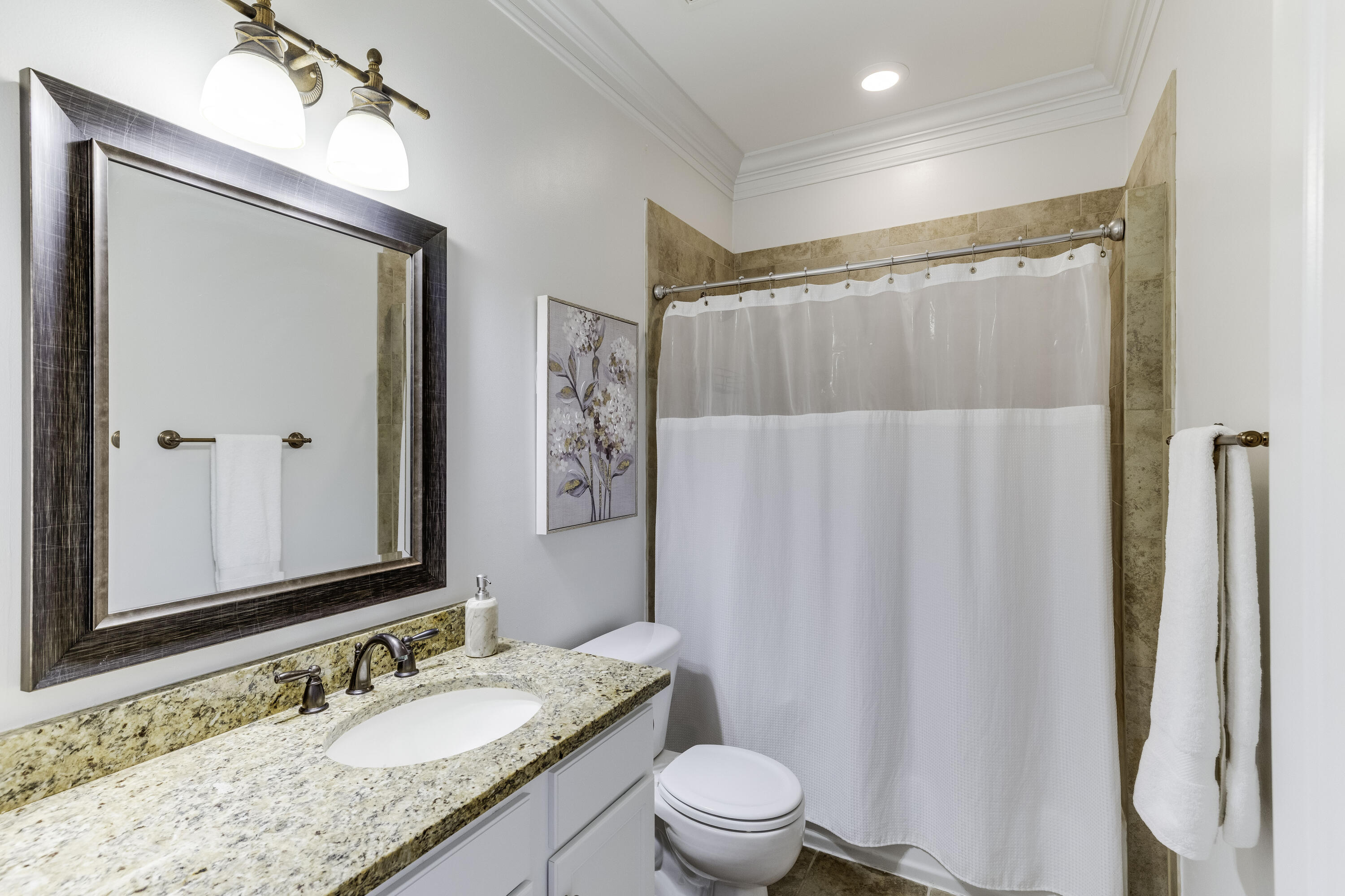 4 Senate Street Charleston, SC 29403 - Photo 27 of 34 Guest Bathroom