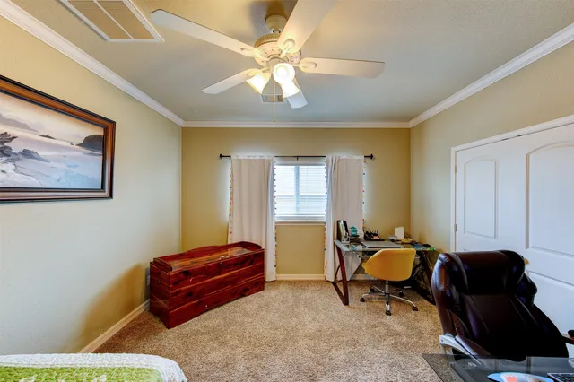 $500,000 | 1052 Redfish Street, Bayou Vista, TX 77563