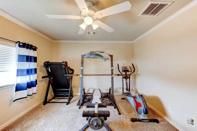 $500,000 | 1052 Redfish Street, Bayou Vista, TX 77563