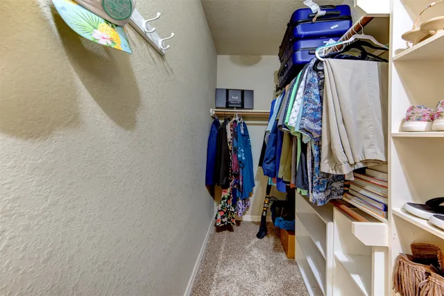 $500,000 | 1052 Redfish Street, Bayou Vista, TX 77563