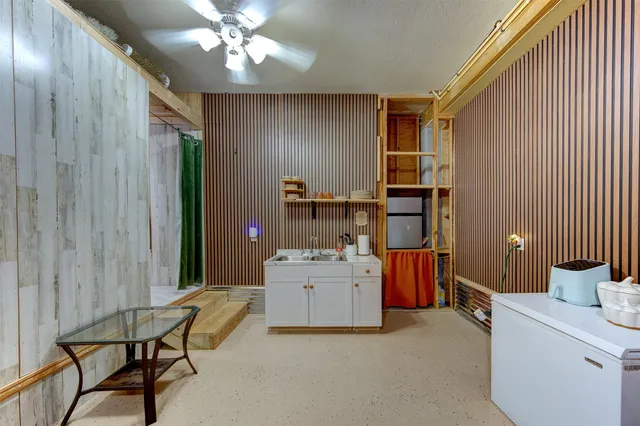 $500,000 | 1052 Redfish Street, Bayou Vista, TX 77563