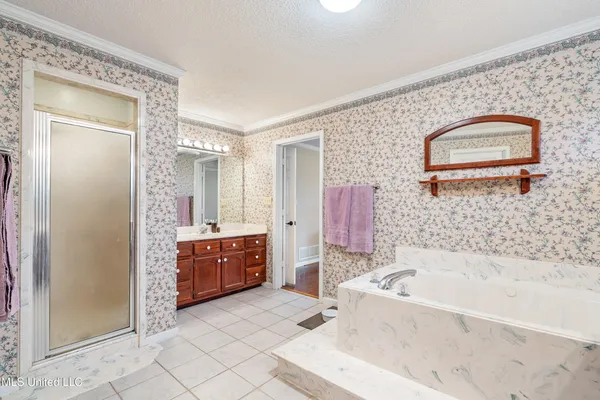 $349,900 | 4198 Bienville Road, Nesbit, MS 38651