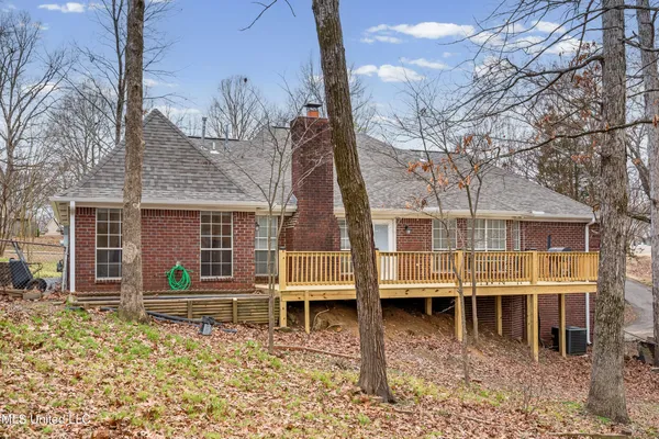 $349,900 | 4198 Bienville Road, Nesbit, MS 38651