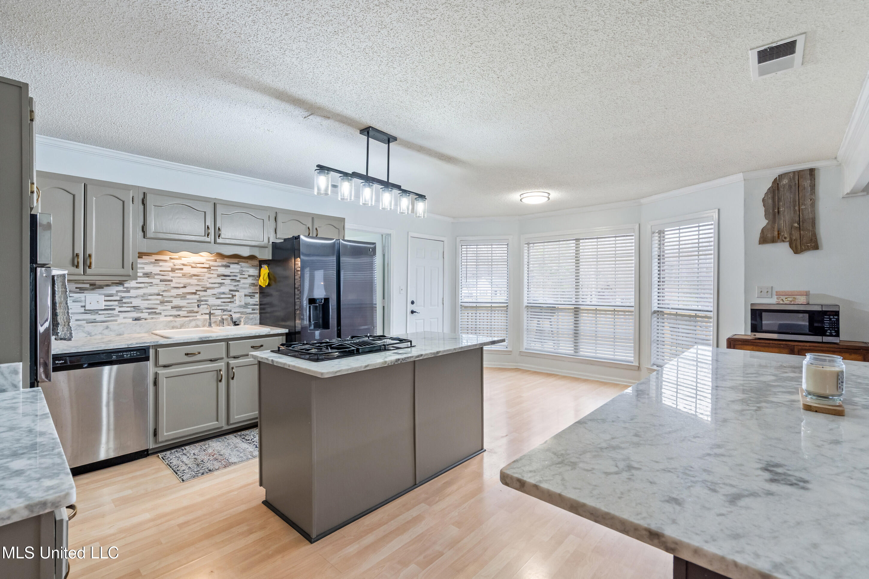 4198 Bienville Road Nesbit, MS 38651 - Photo 3 of 33 13__dsc1884_print