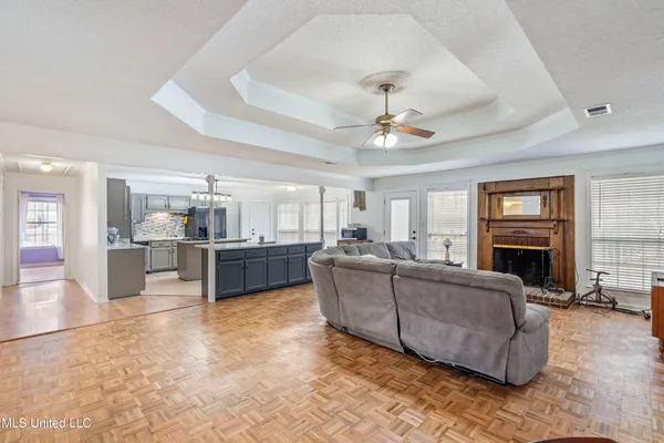 $349,900 | 4198 Bienville Road, Nesbit, MS 38651