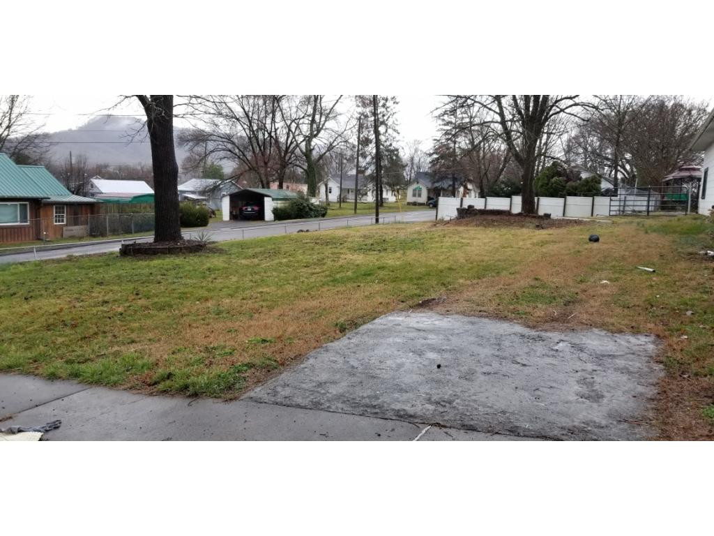 702 Riverside Avenue, Unit P 1 Kingsport, TN 37660 - Photo 1 of 4 Photo 1