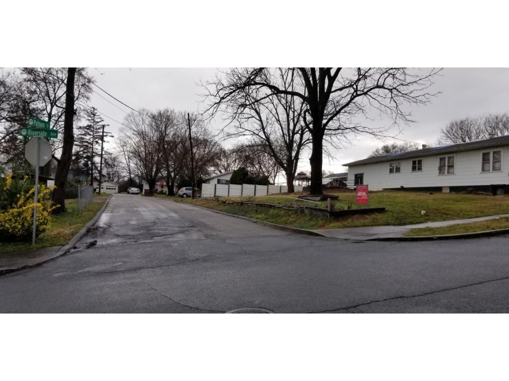 702 Riverside Avenue, Unit P 1 Kingsport, TN 37660 - Photo 2 of 4 Photo 2