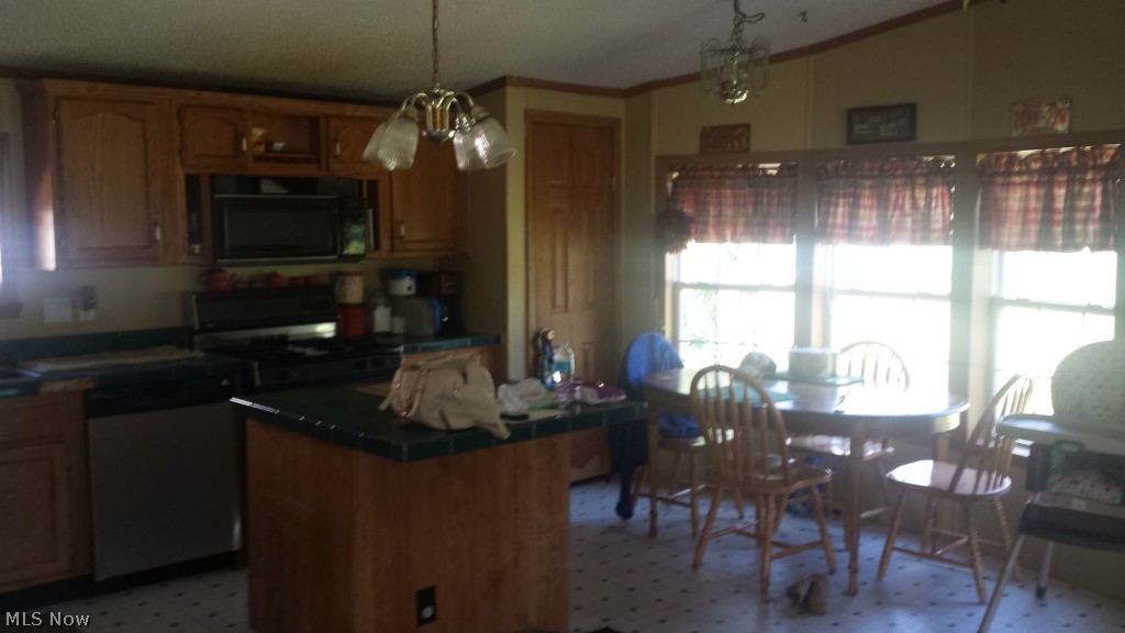29634 Dempster Road Dennison, OH 44621 - Photo 4 of 9