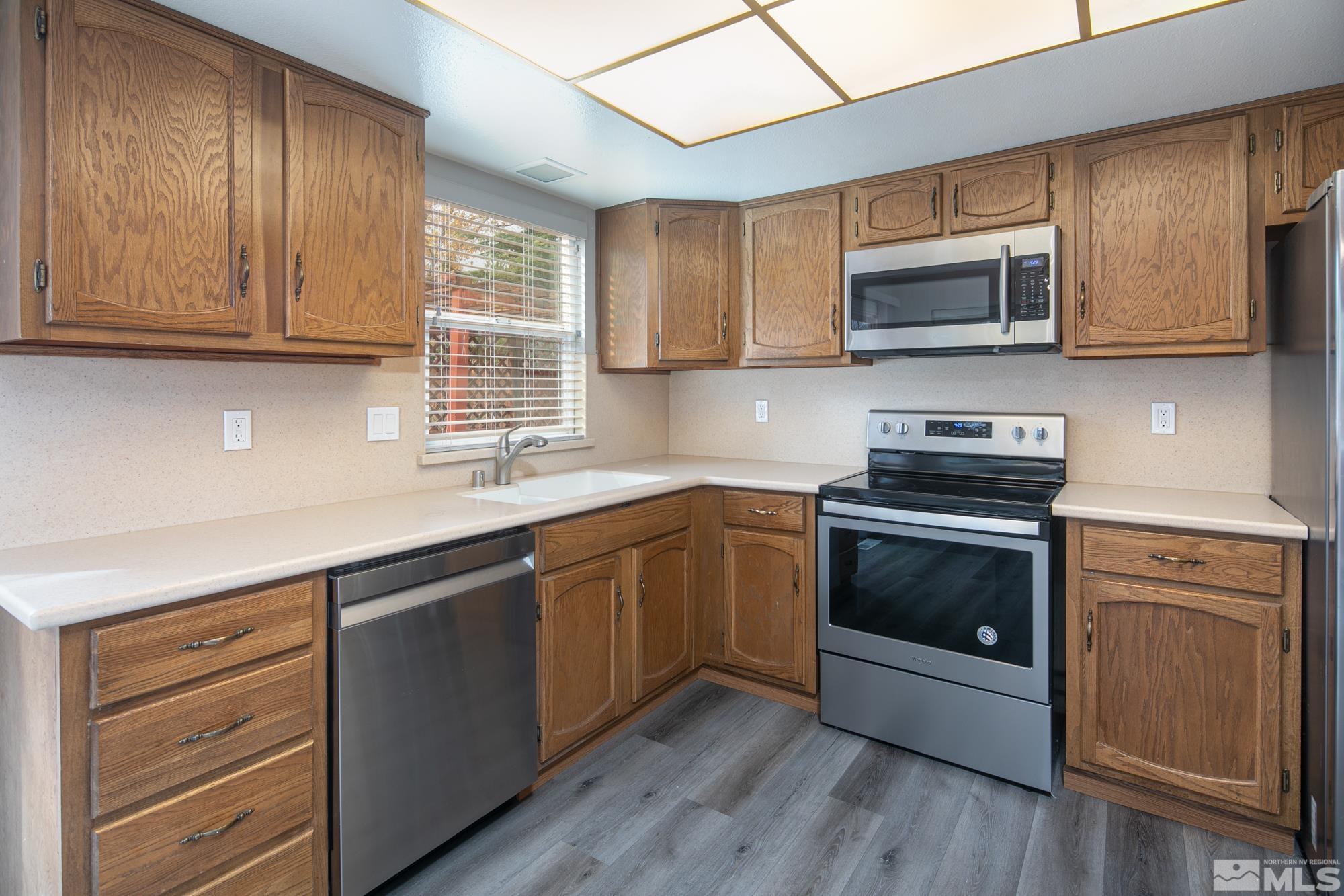 3791 La Tierra Terrace Reno, NV 89502 - Photo 11 of 29 Photo 11