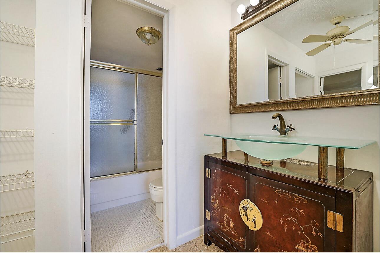 5500 Northwest 2nd Avenue, Unit 120 Boca Raton, FL 33487 - Photo 18 of 31 IMG_3223