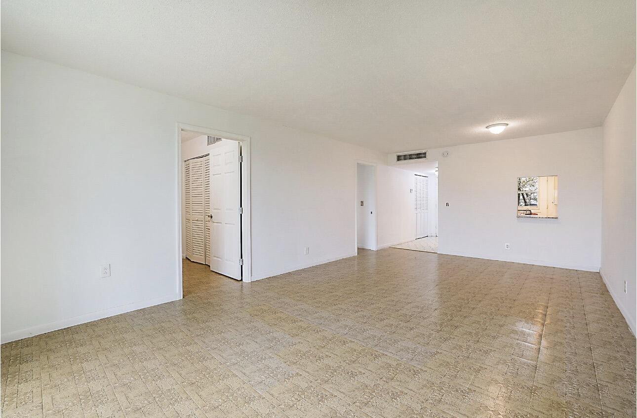 5500 Northwest 2nd Avenue, Unit 120 Boca Raton, FL 33487 - Photo 3 of 27 IMG_3208