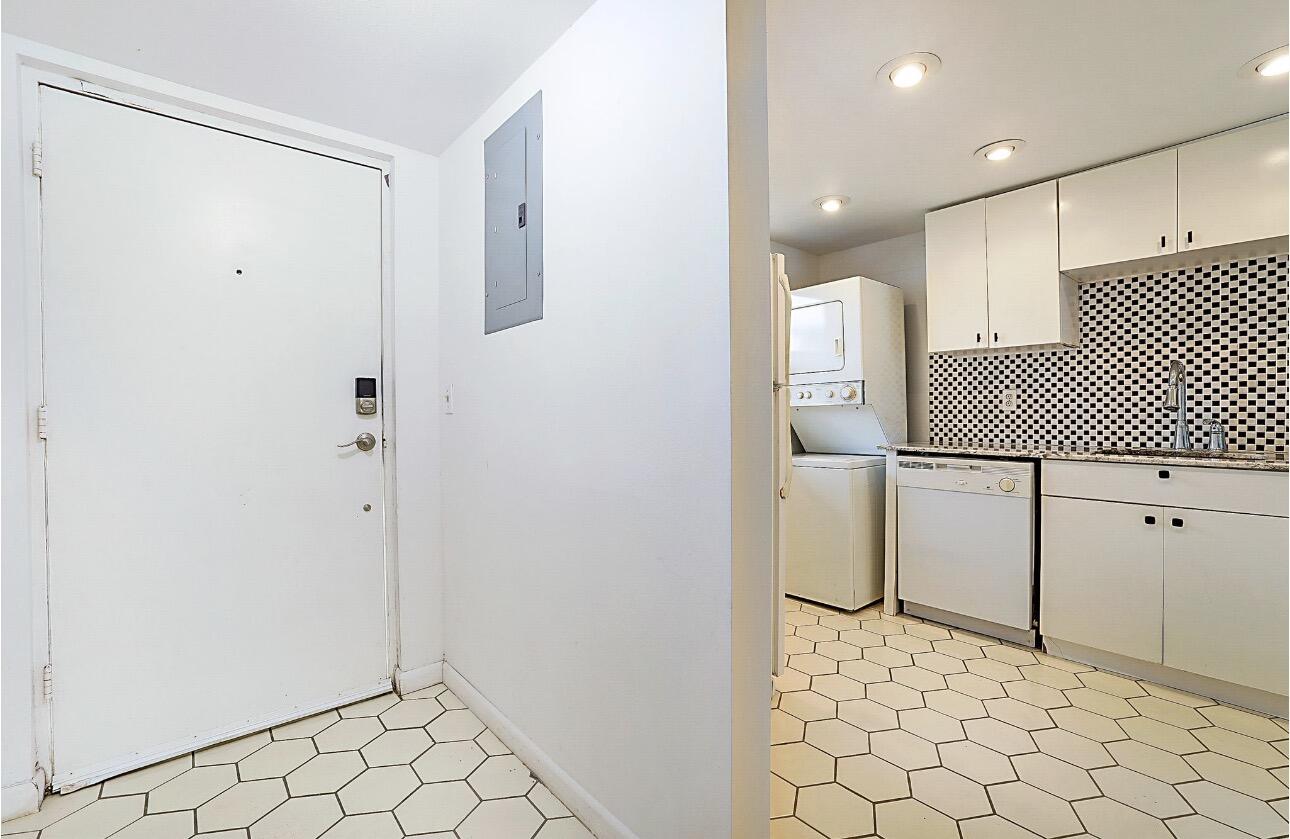 5500 Northwest 2nd Avenue, Unit 120 Boca Raton, FL 33487 - Photo 7 of 27 IMG_3213