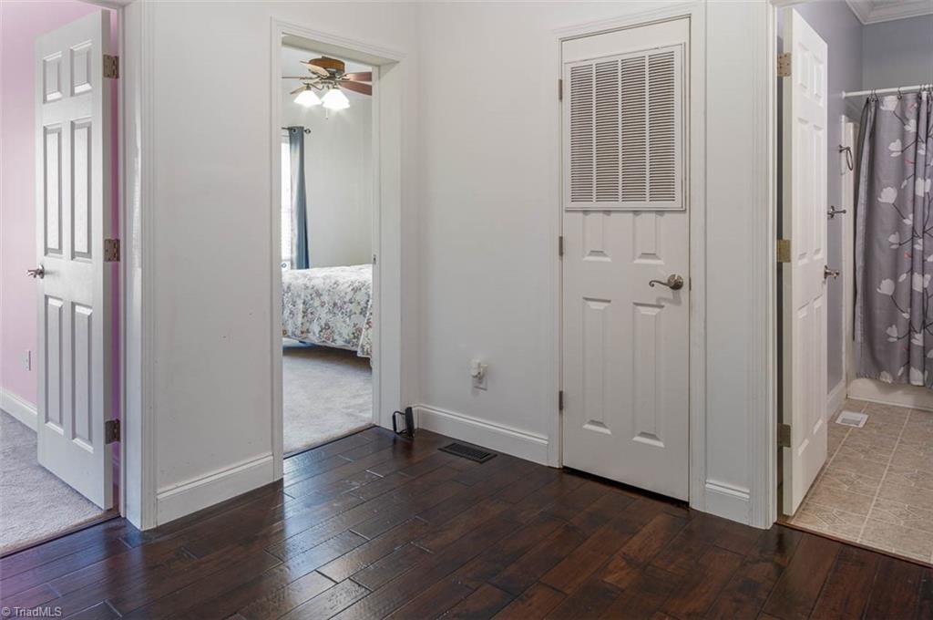 2833 Mebane Rogers Road Burlington, NC 27217 - Photo 12 of 21 Gallery Image 12