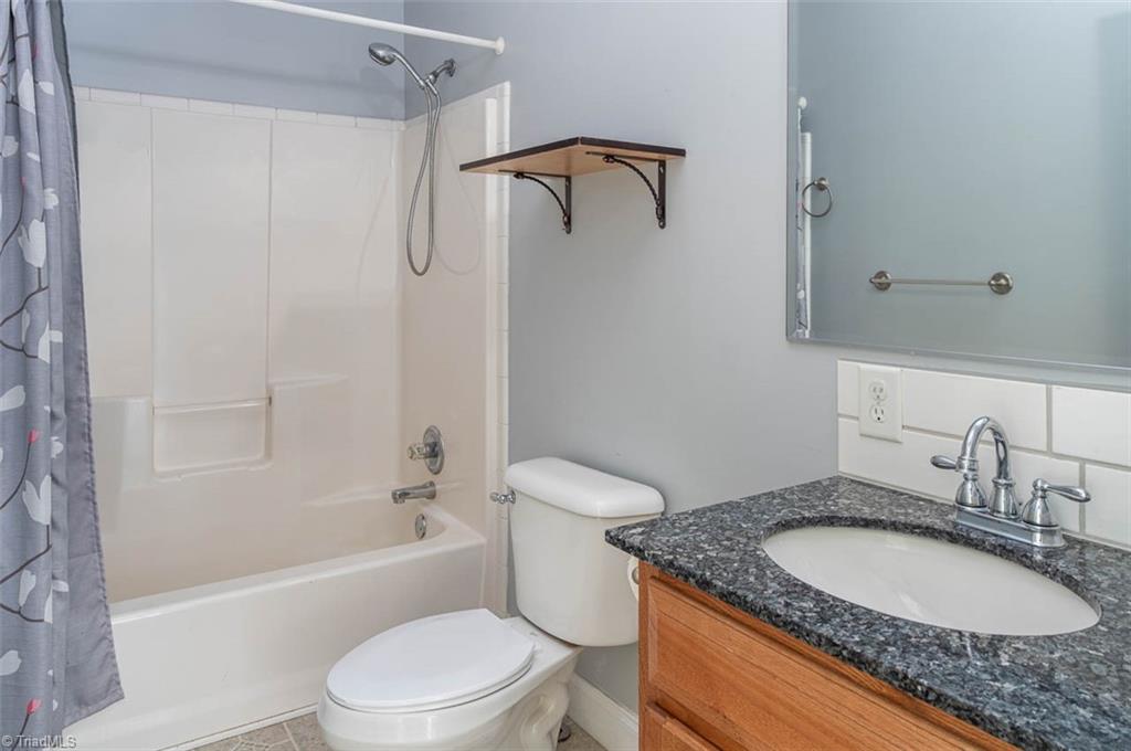 2833 Mebane Rogers Road Burlington, NC 27217 - Photo 15 of 21 Gallery Image 15