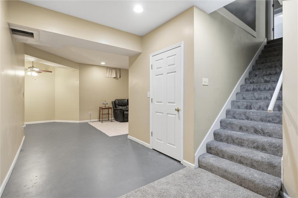 25290 Quivira Road Louisburg, KS 66053 - Photo 23 of 43 Gallery Image 23