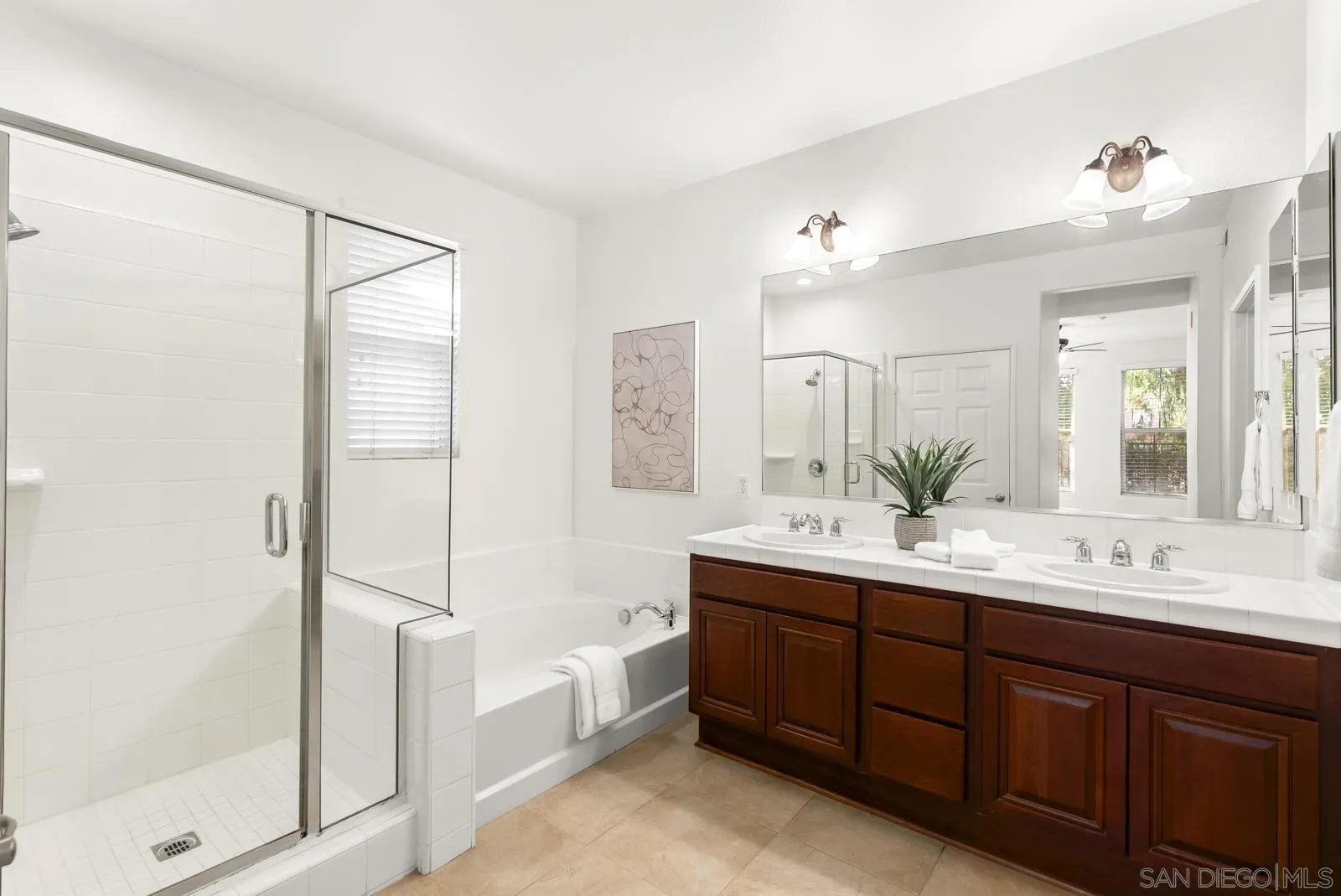 2770 Piantino Circle San Diego, CA 92108 - Photo 13 of 34