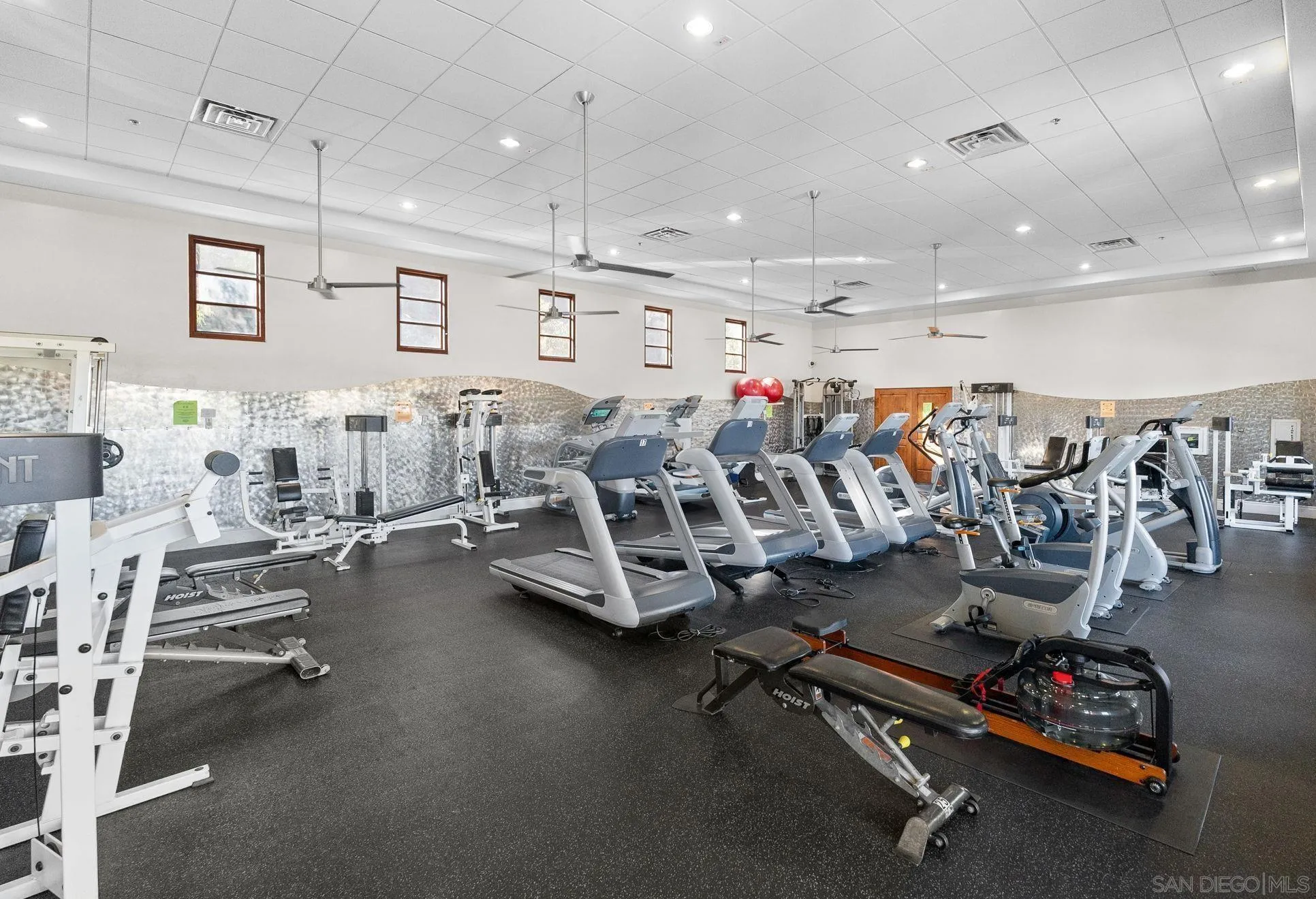 2770 Piantino Circle San Diego, CA 92108 - Photo 27 of 34