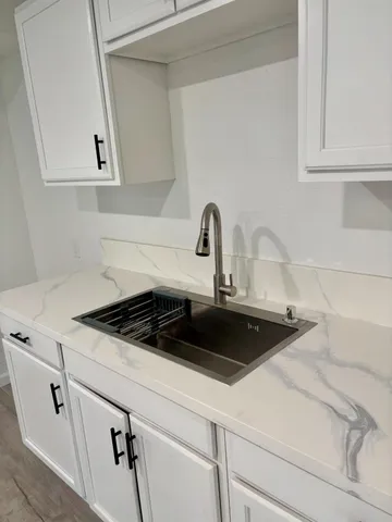 $349,900 | 2523 South Lily Avenue, Fresno, CA 93706