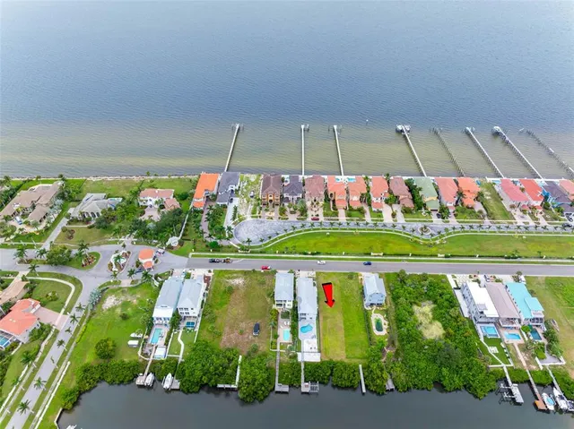 a view of an outdoor space sitting area