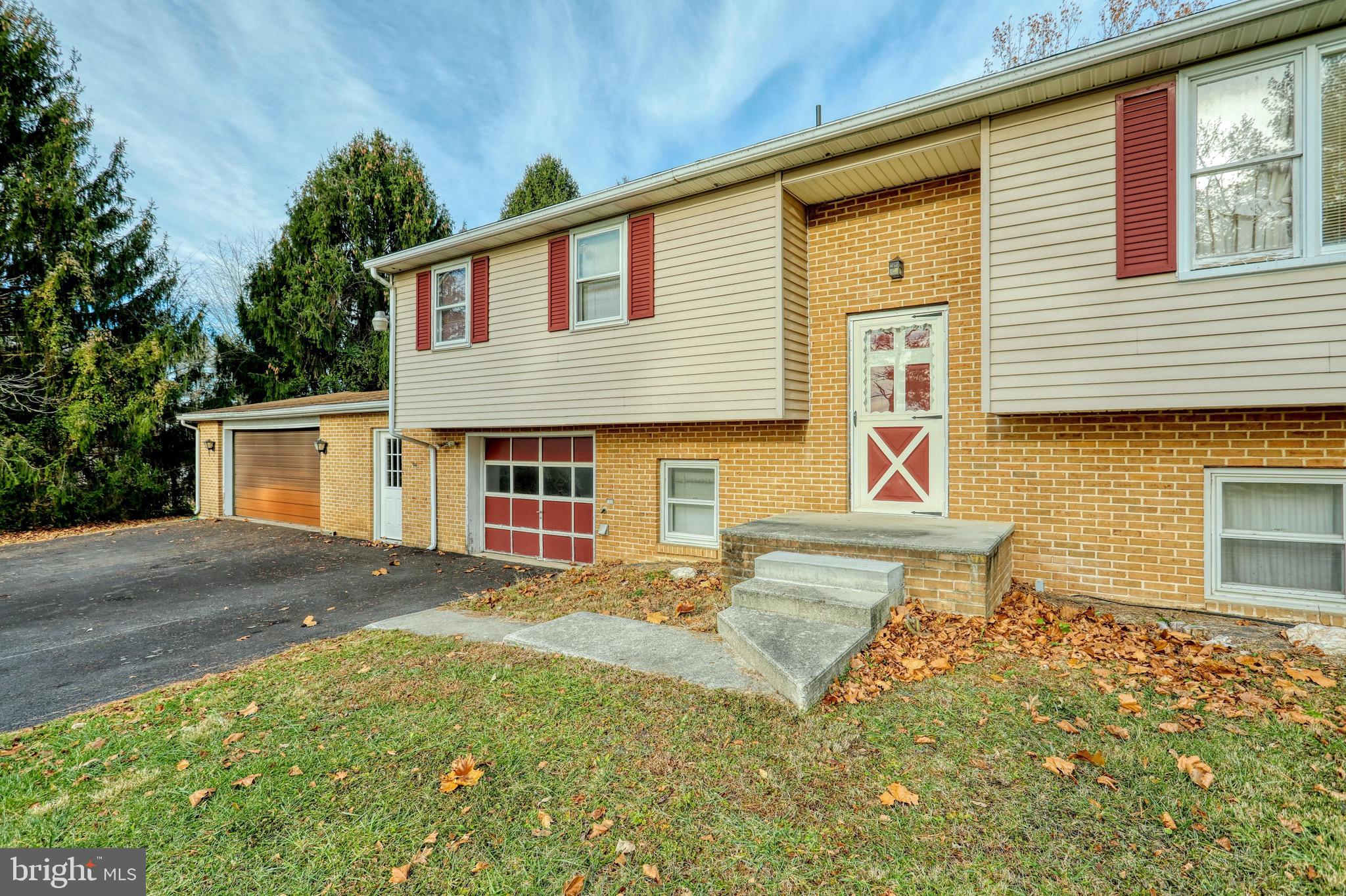 5669 Senft Road Spring Grove, PA 17362 - Photo 2 of 45