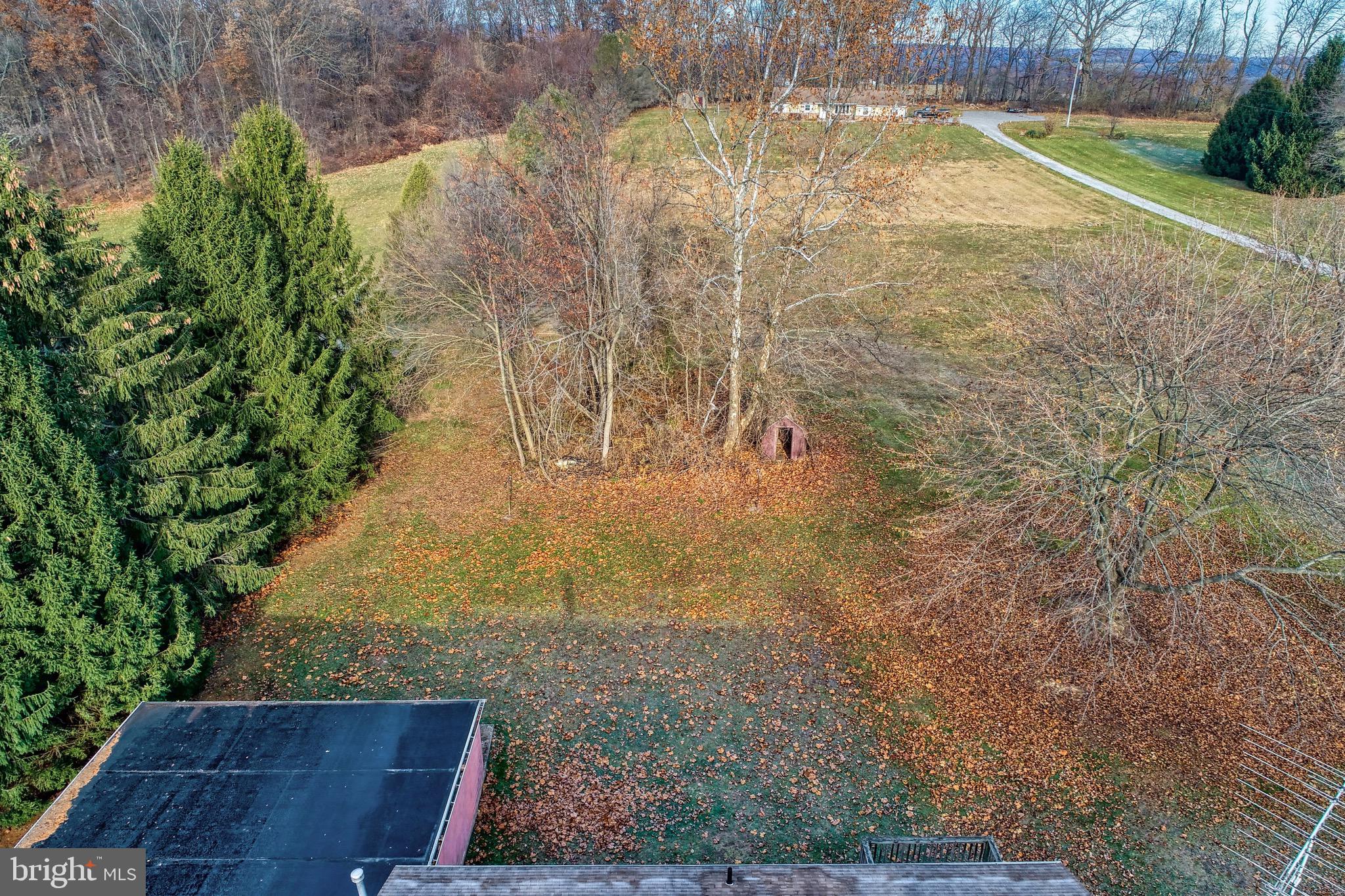 5669 Senft Road Spring Grove, PA 17362 - Photo 11 of 45