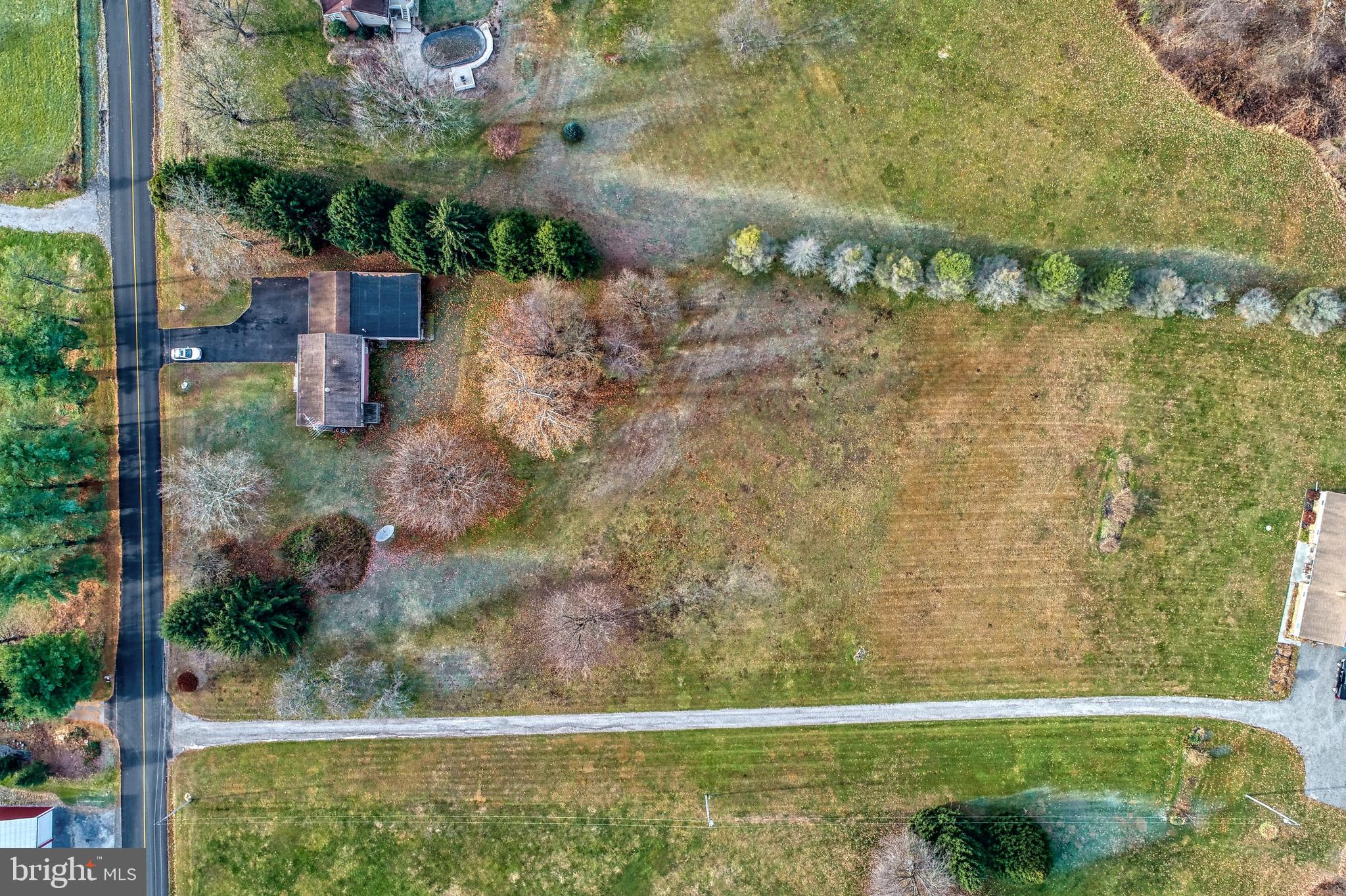 5669 Senft Road Spring Grove, PA 17362 - Photo 20 of 45