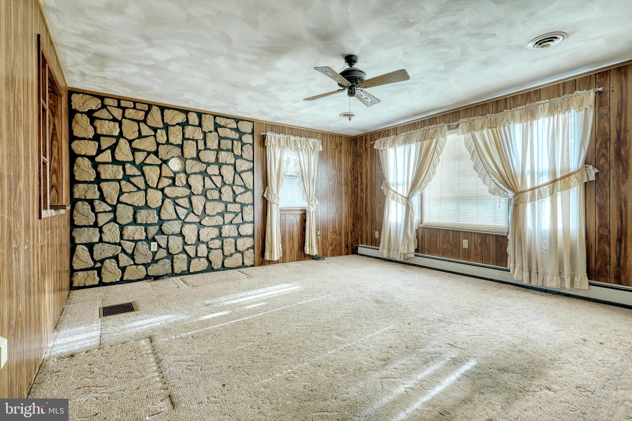 5669 Senft Road Spring Grove, PA 17362 - Photo 23 of 45