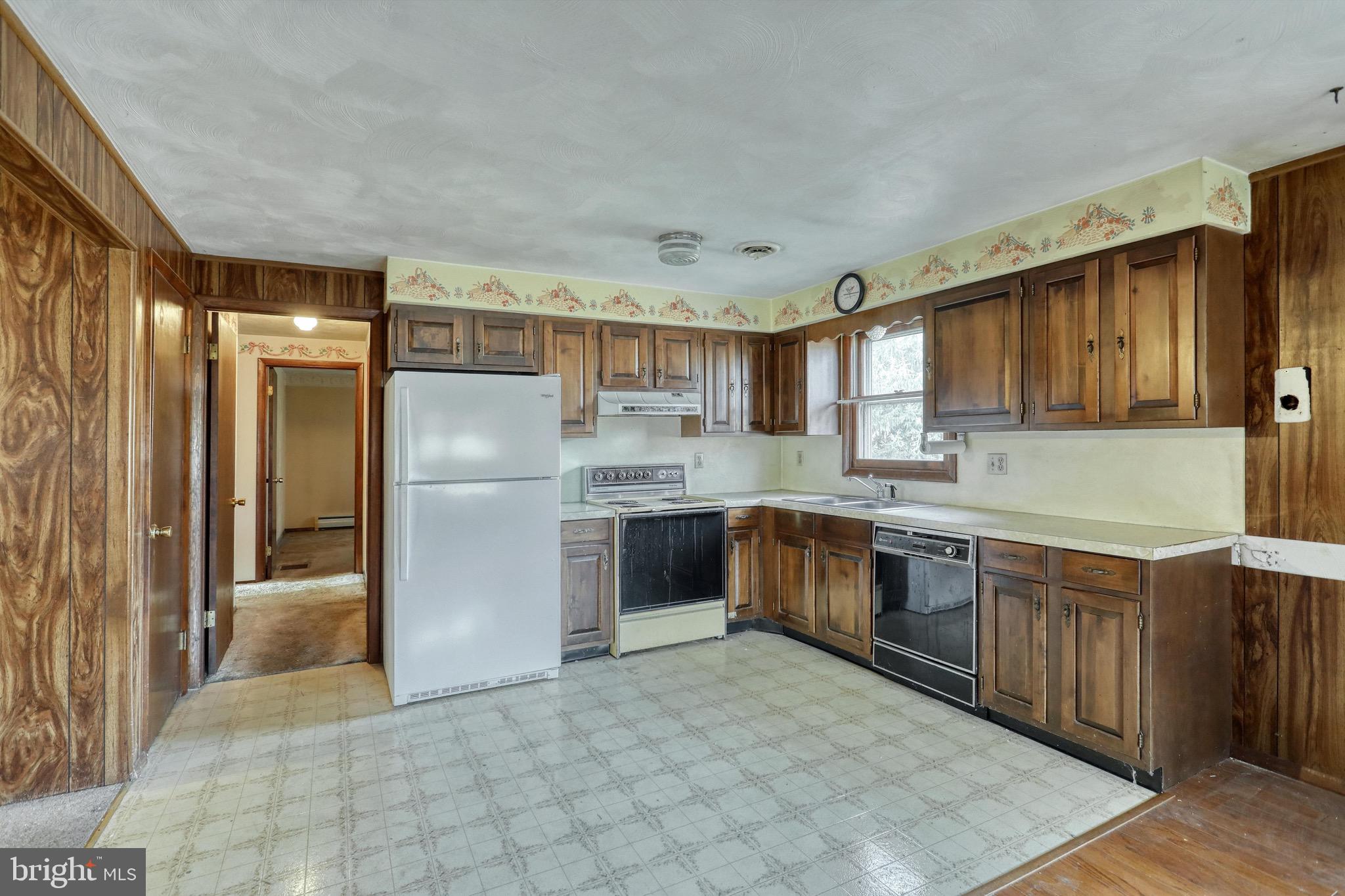 5669 Senft Road Spring Grove, PA 17362 - Photo 25 of 45