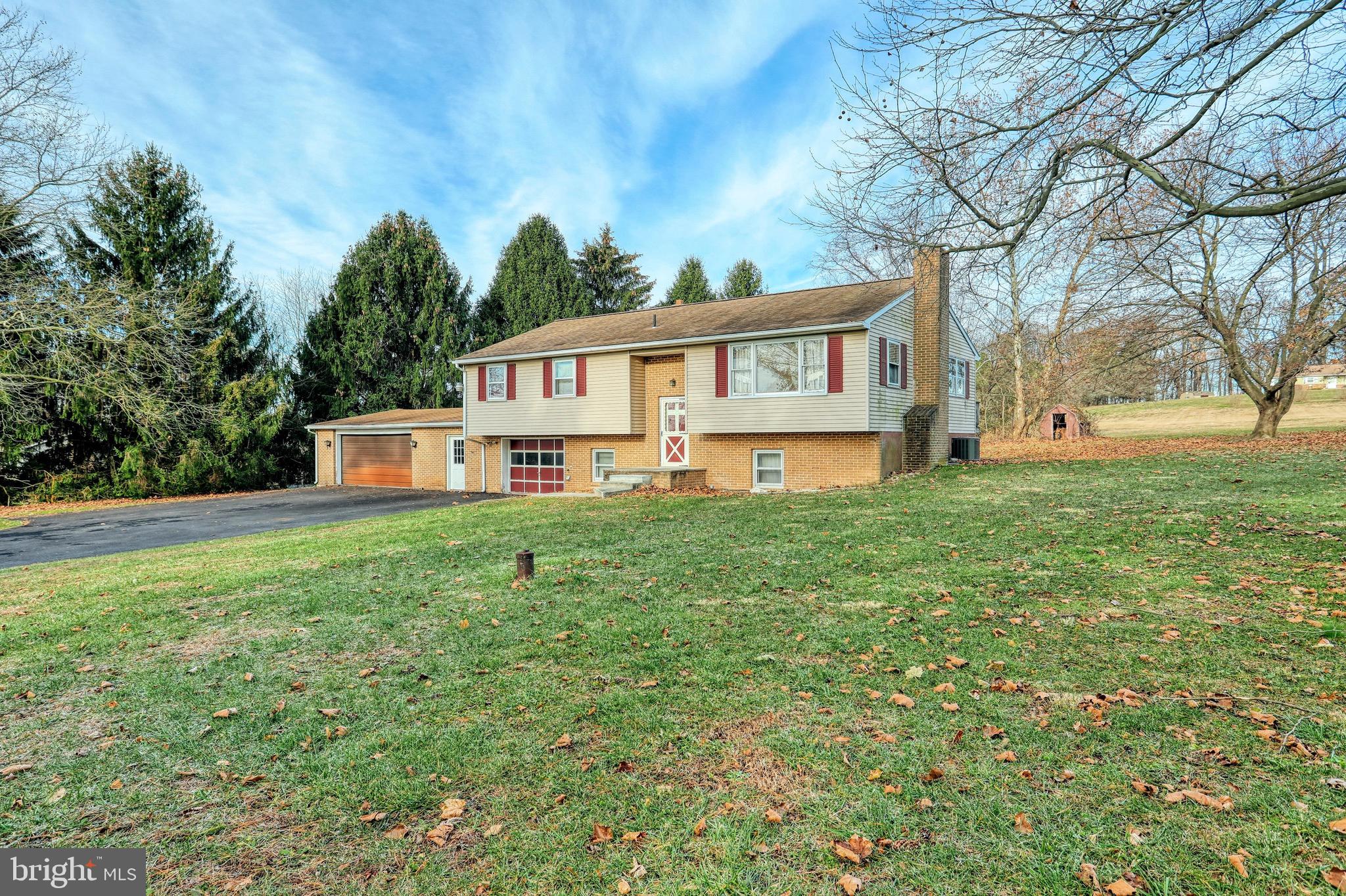 5669 Senft Road Spring Grove, PA 17362 - Photo 5 of 45