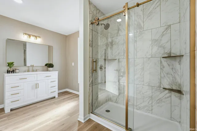 $424,000 | 119 South Hadley Road, Fort Wayne, IN 46804