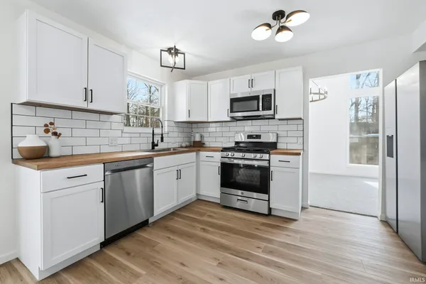$414,900 | 119 South Hadley Road, Fort Wayne, IN 46804