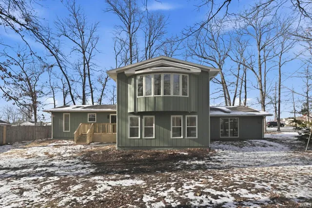 $424,000 | 119 South Hadley Road, Fort Wayne, IN 46804