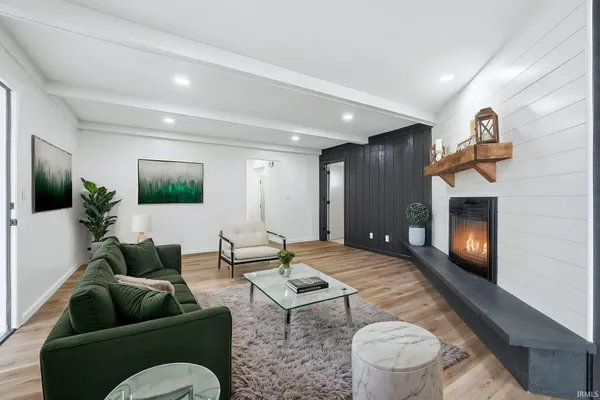 $414,900 | 119 South Hadley Road, Fort Wayne, IN 46804