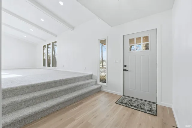 $424,000 | 119 South Hadley Road, Fort Wayne, IN 46804