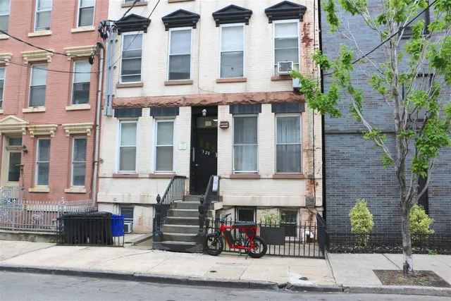 $1,675 | 320 Jefferson Street, Unit GRR, Hoboken, NJ 07030