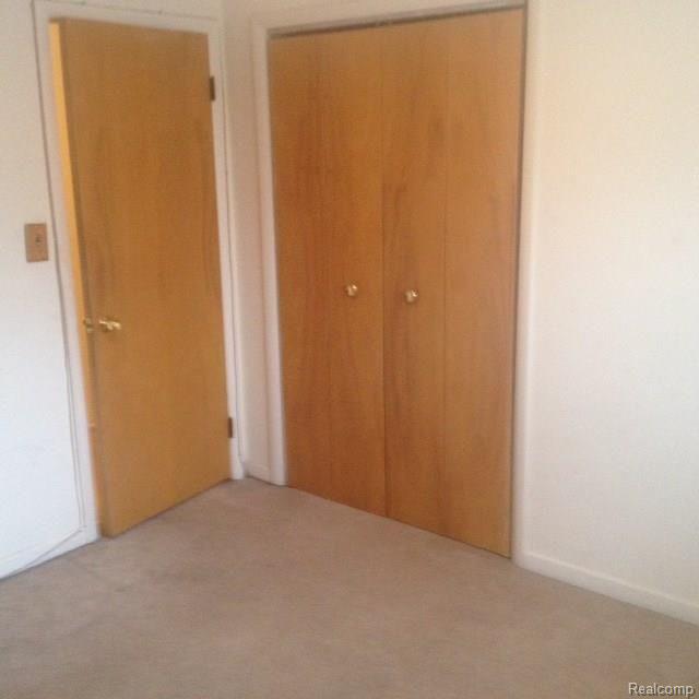 904 North Reading Road Bloomfield Hills, MI 48304 - Photo 9 of 11 bedroom 2.jpg