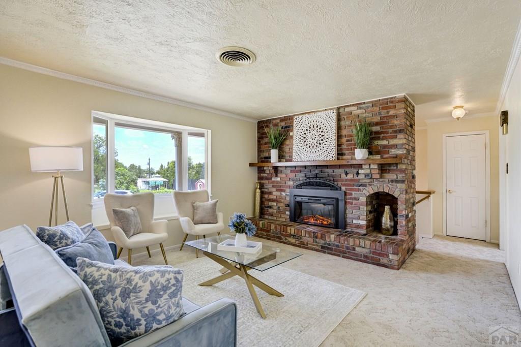 23950 Cardinal Road Pueblo, CO 81006 - Photo 4 of 34