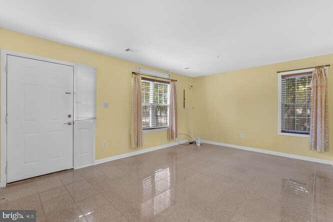 18000 Singing Pine Circle Gaithersburg, MD 20886 - Photo 7 of 30