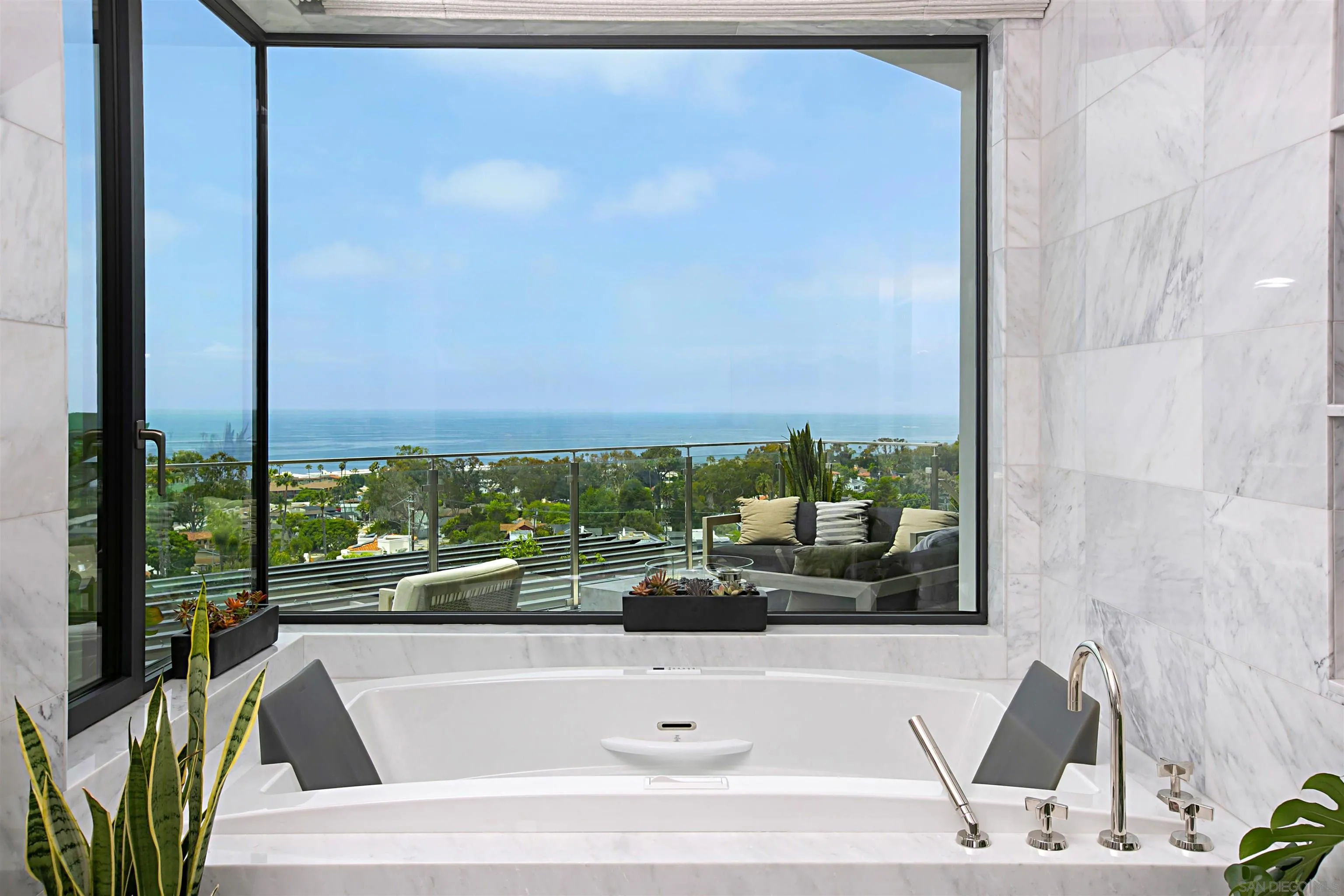 5416 Candlelight Drive La Jolla, CA 92037 - Photo 21 of 75