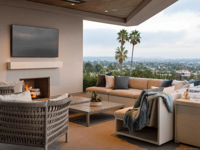 $30,000,000 | 5416 Candlelight Drive, La Jolla, CA 92037