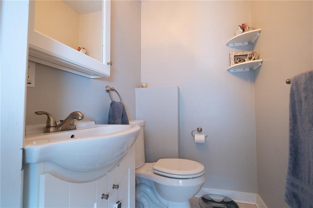 174 Fairfax Road Pittsburgh, PA 15221 - Photo 14 of 19 Gallery Image 14